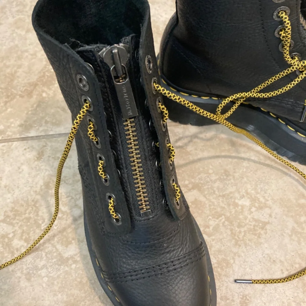 Dr. Marten Sinclair Max Pisa Leather Platform Boot - Picture 2 of 4